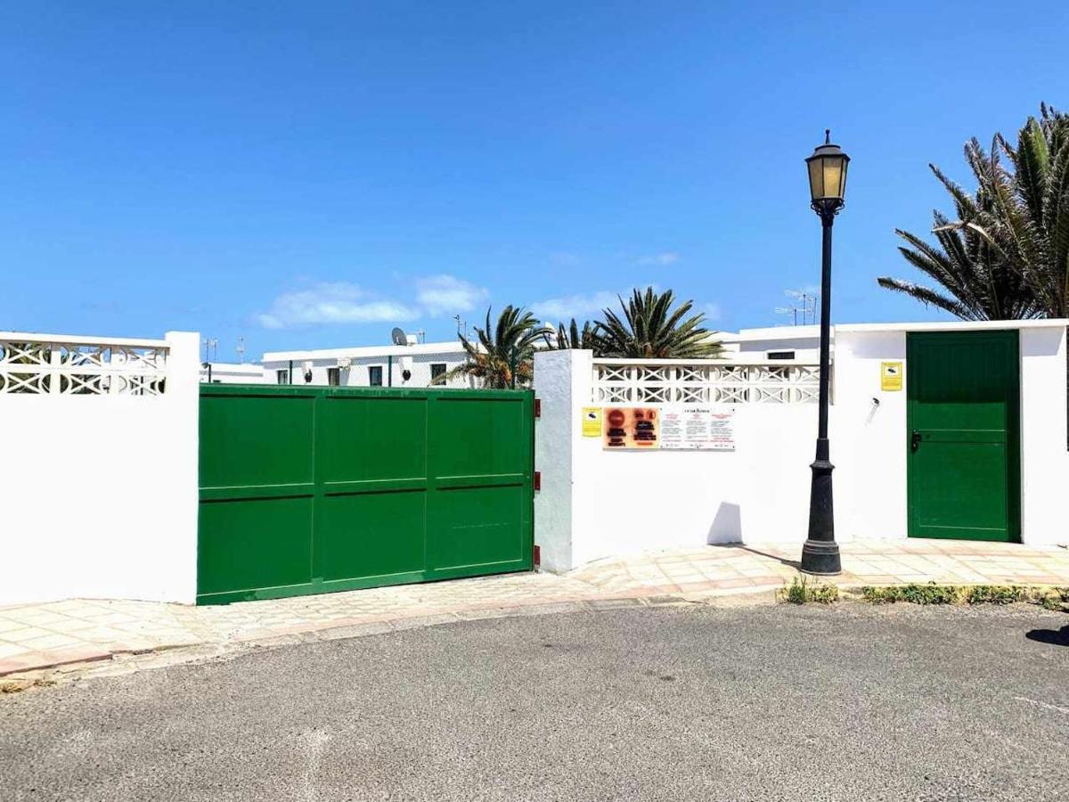 Blue Island Pool View & Wi-Fi By Irent Fuerteventura Apartment Corralejo Exterior foto